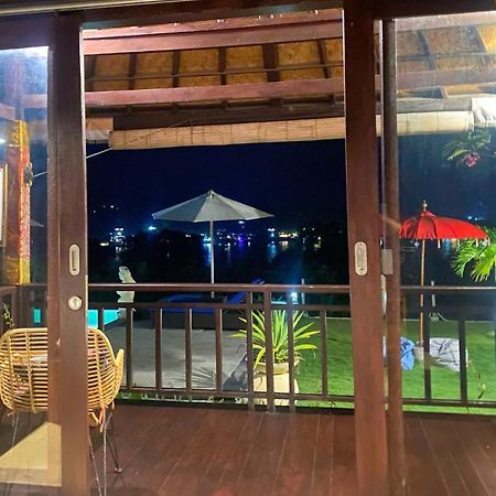 Ocean Paradise Cottage レンボンガン島 エクステリア 写真