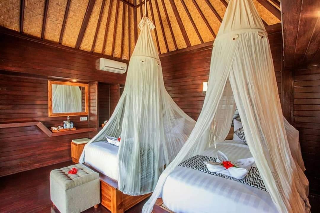 Ocean Paradise Cottage レンボンガン島 エクステリア 写真