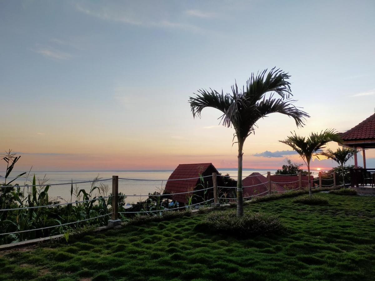 Ocean Paradise Cottage レンボンガン島 エクステリア 写真